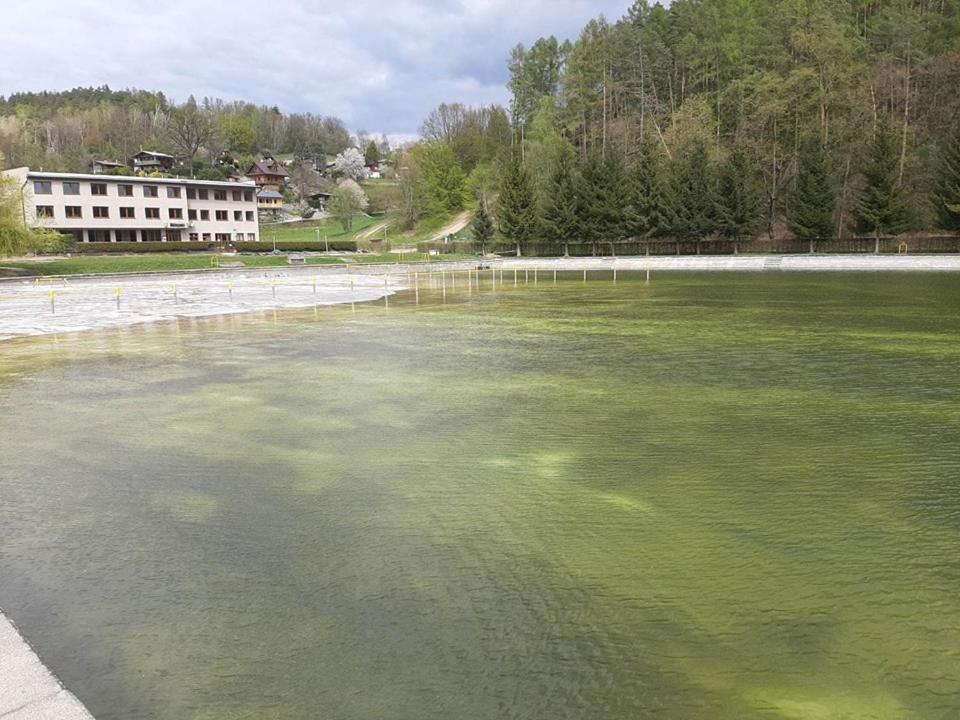 Vlci Dul Bludov Hotel Bludov  Kültér fotó